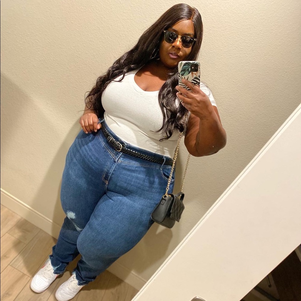 Distressed Jeans sz 28
